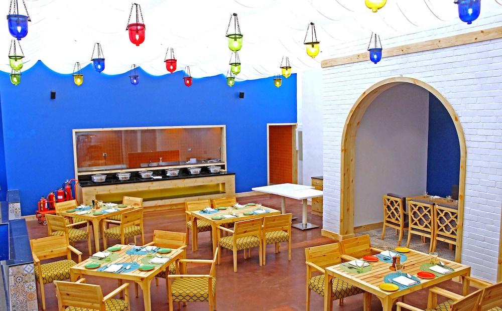 Radisson Blu Bengaluru Outer Ring Road Hotel Kültér fotó