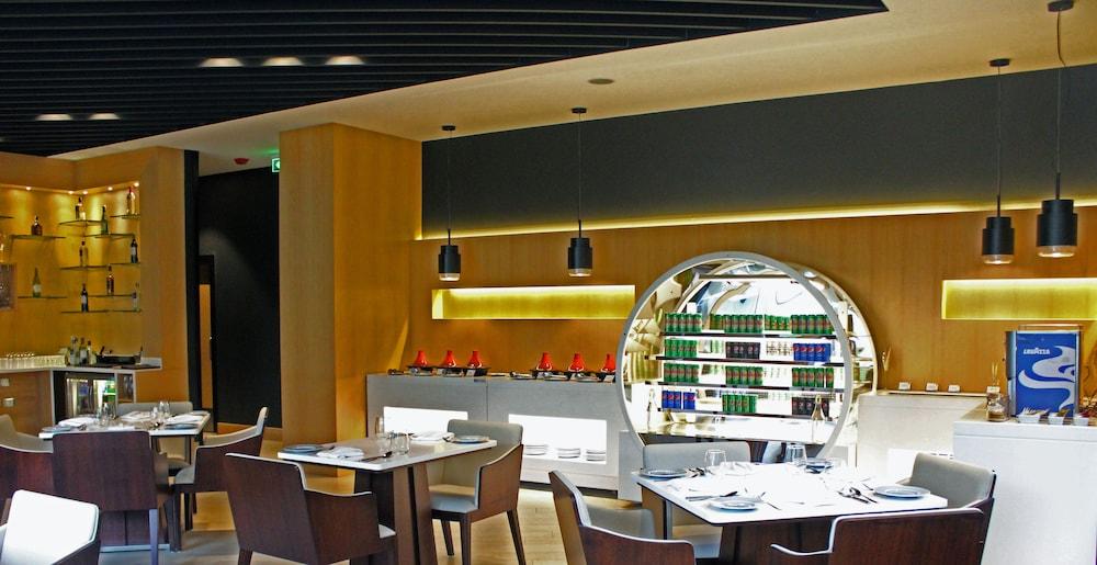 Radisson Blu Bengaluru Outer Ring Road Hotel Kültér fotó