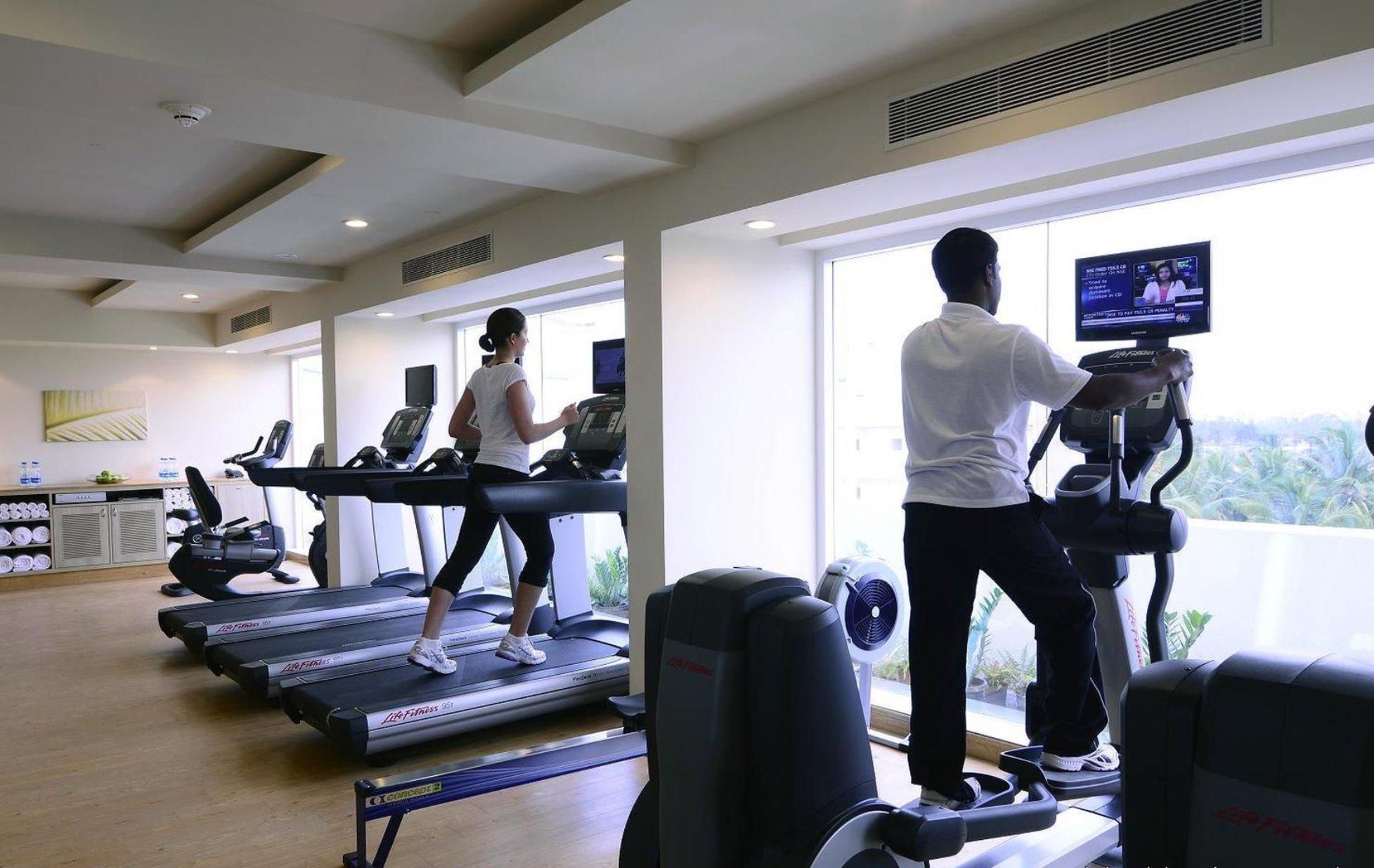 Radisson Blu Bengaluru Outer Ring Road Hotel Kültér fotó
