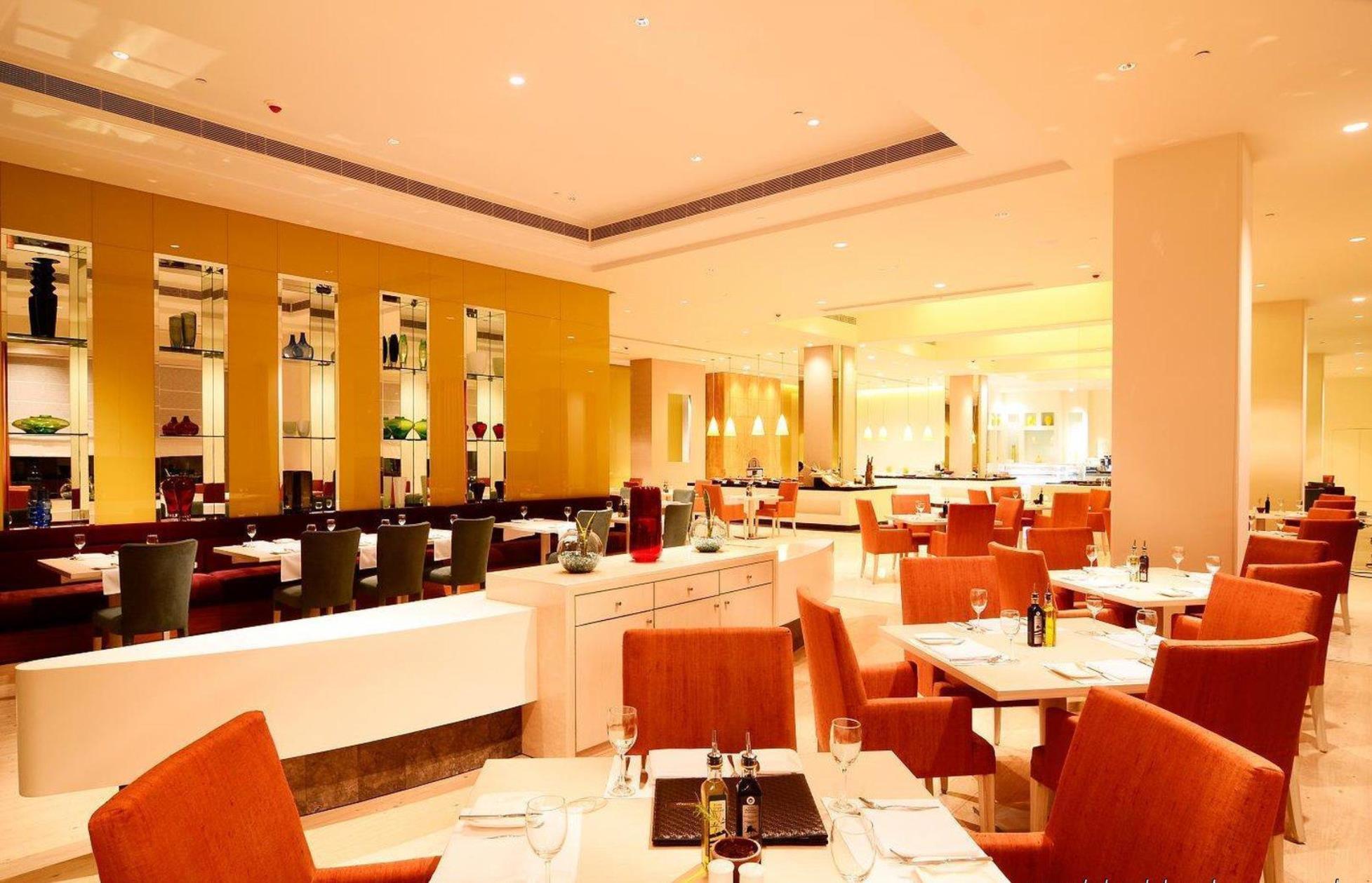 Radisson Blu Bengaluru Outer Ring Road Hotel Kültér fotó