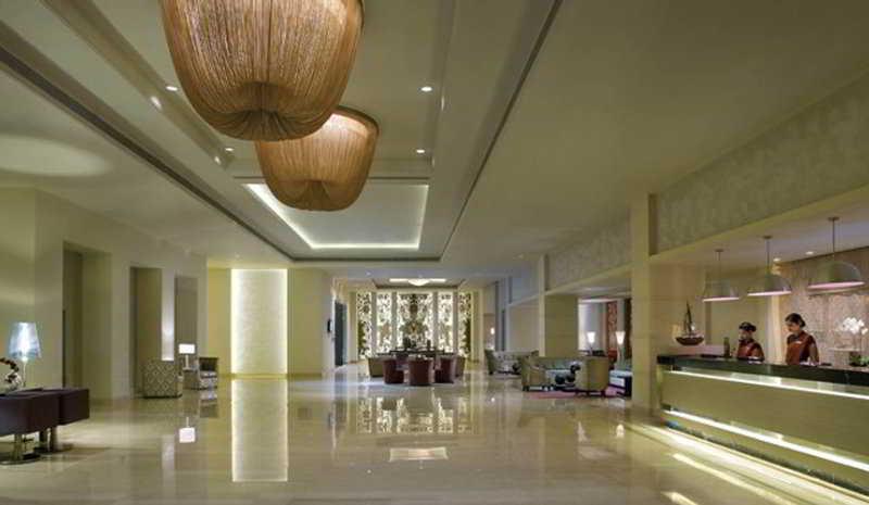Radisson Blu Bengaluru Outer Ring Road Hotel Kültér fotó