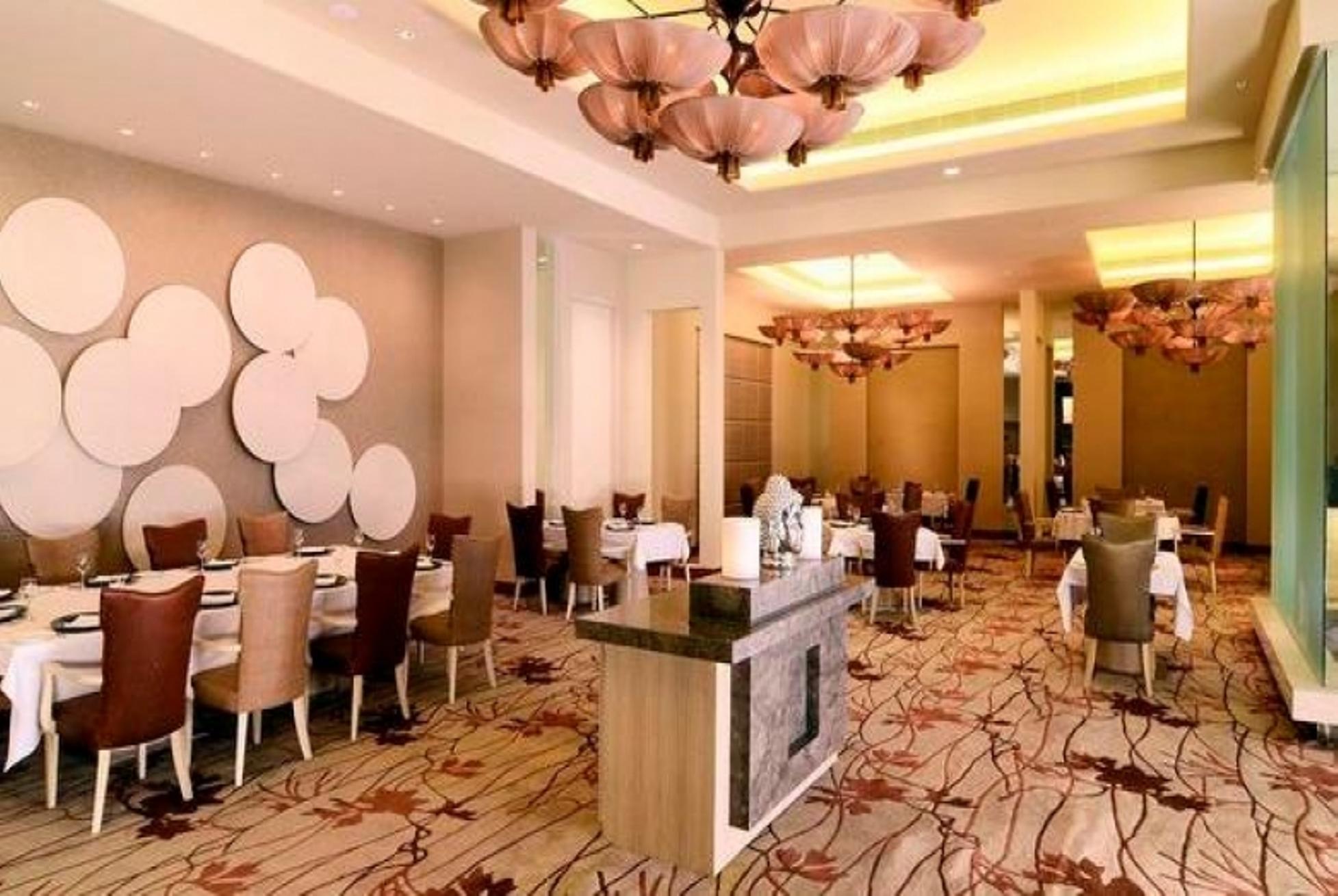 Radisson Blu Bengaluru Outer Ring Road Hotel Kültér fotó