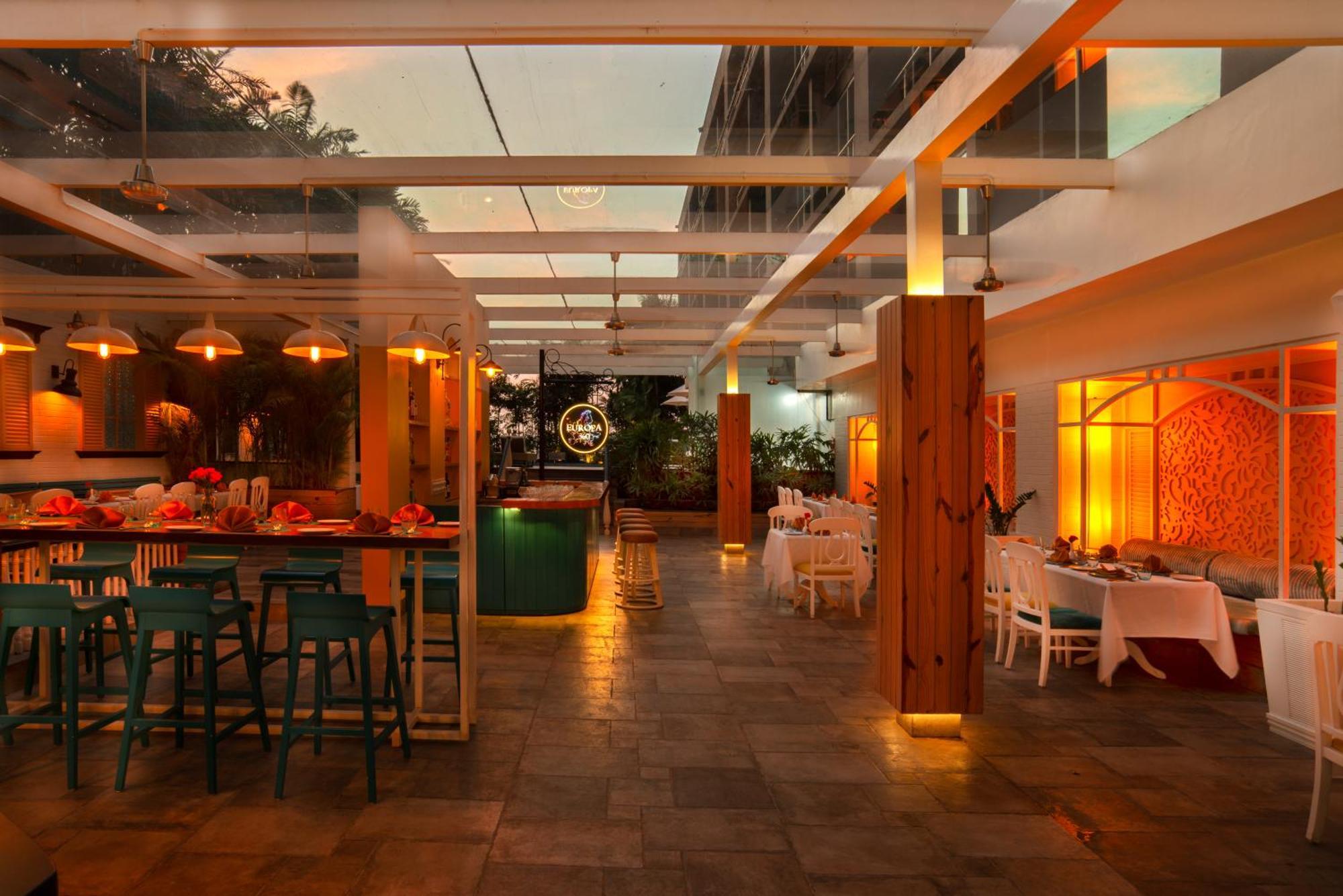 Radisson Blu Bengaluru Outer Ring Road Hotel Kültér fotó