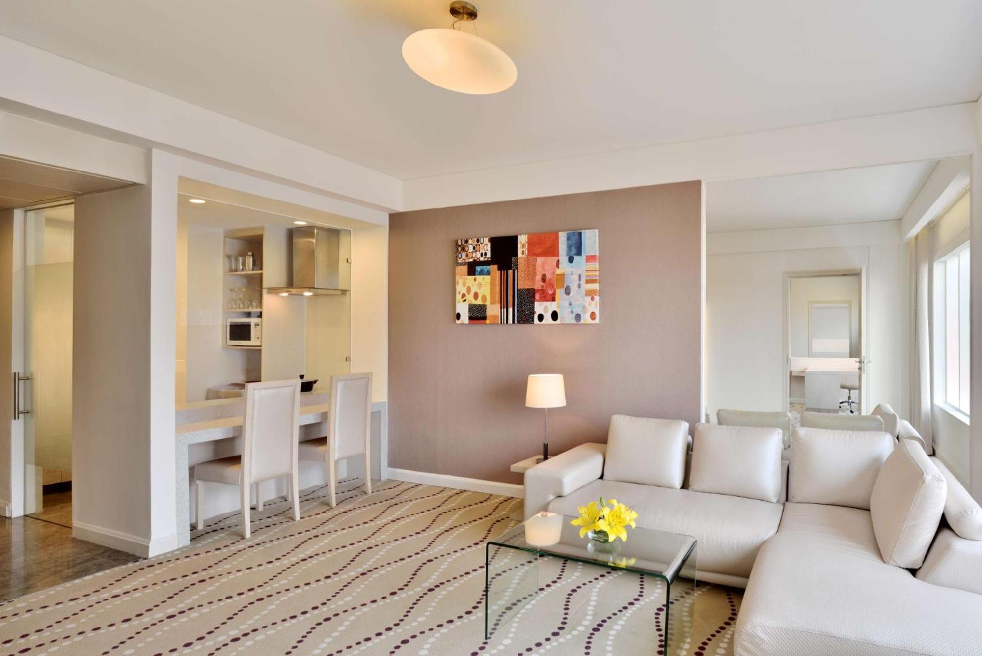 Radisson Blu Bengaluru Outer Ring Road Hotel Kültér fotó